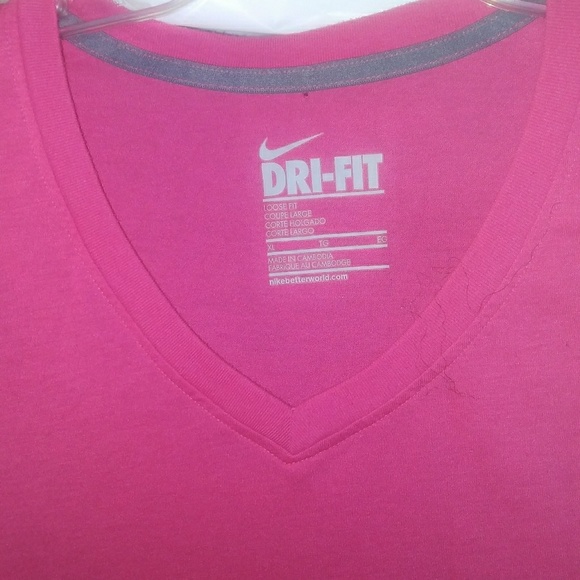 Nike dri fit top - Picture 1 of 7
